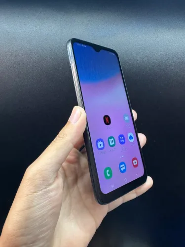 Celular Samsung a30s 64 gigas