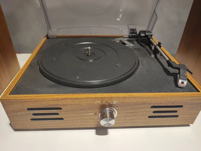 Toca discos Pulse - Perkins