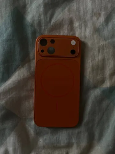Capa Iphone 13 imitando Iphone 17 Pro Max