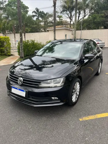 Volkswagen Jetta Comfortline 1.4 TSI 16V 4P Aut. 2017