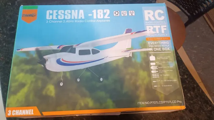 Avião Controle Remoto Cessna 182 RTF Completo Na Caixa Com LED