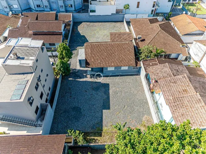 Excelente oportunidade de terreno com Casa no Bucarein
