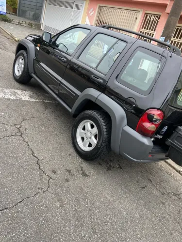 Jeep Cherokee Sport 3.7 4X4 V6 12V Aut. 2006