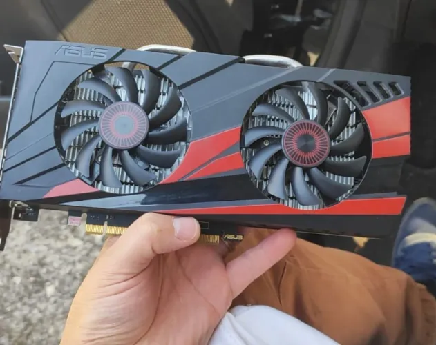 Placa de vídeo GTX 960 4GB ASUS