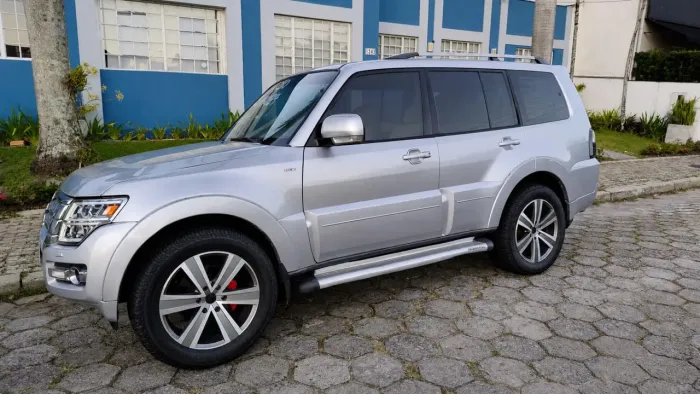 Mitsubishi Pajero GLS Full 3.8 V6 250cv 5P Aut. 2008