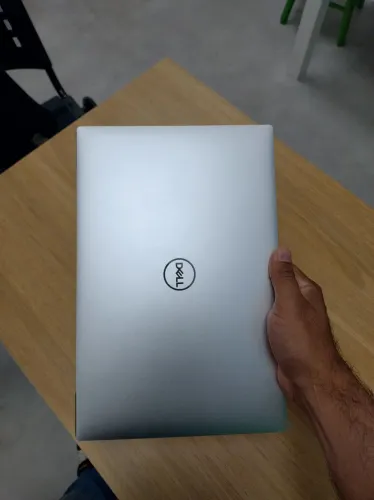 Dell XPS 9310, i7, 16gb RAM, 1TB SSD