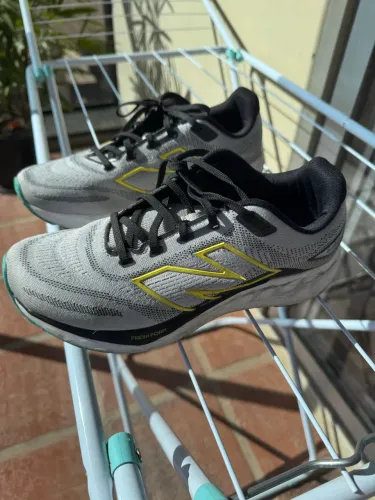 Tênis new balance