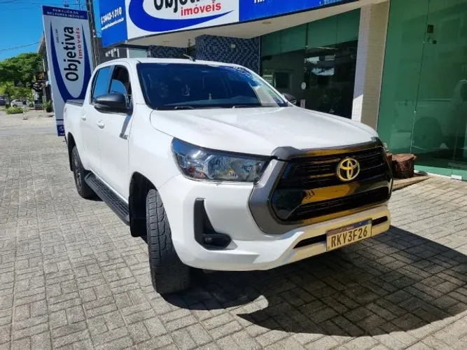 Toyota Hilux CD SR 4X4 2.8 TDI Diesel Aut. 2021
