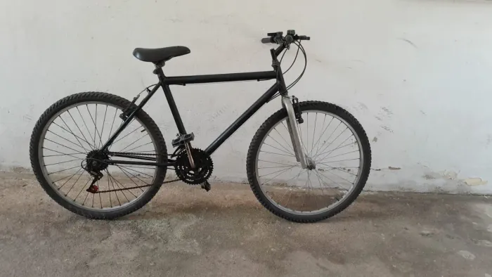 BICICLETA usada em bom estado