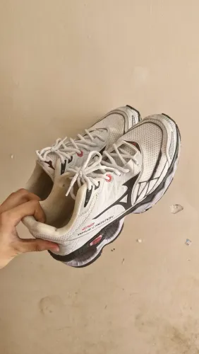 tenis mizuno