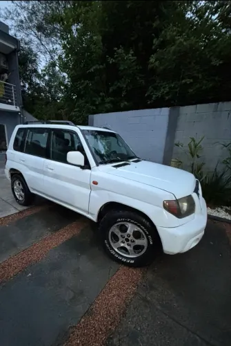 Mitsubishi Pajero IO Aut. 2000