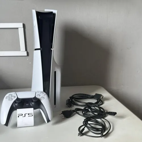Ps5 slim mídia física 2 jogos e brindes PARCELO NO CARTÃO PEGO VIDEOGAMES