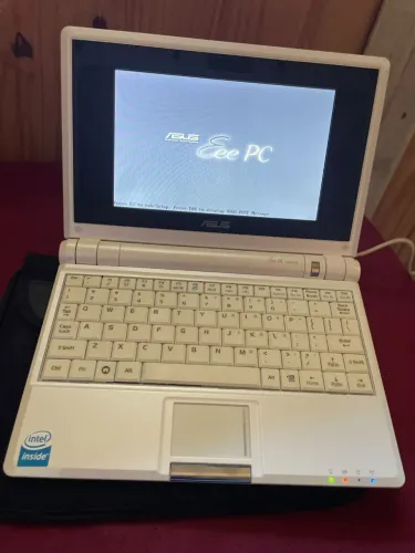 ? Mini Notebook ASUS Eee PC 4G - Original, Conservado + Carregador