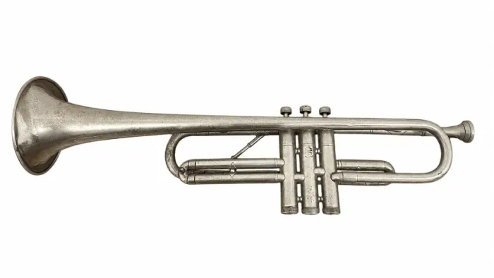 Trompete Vintage Antigo em Metal - Item de Colecionador