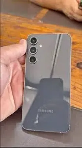 Samsung s23 FE seminovo!