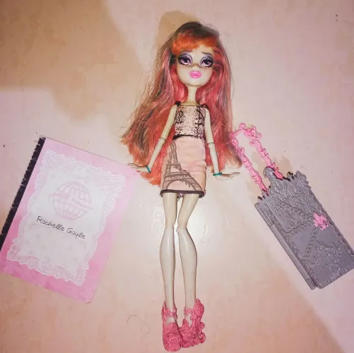 Monster high Rochelle Goyle Scaris
