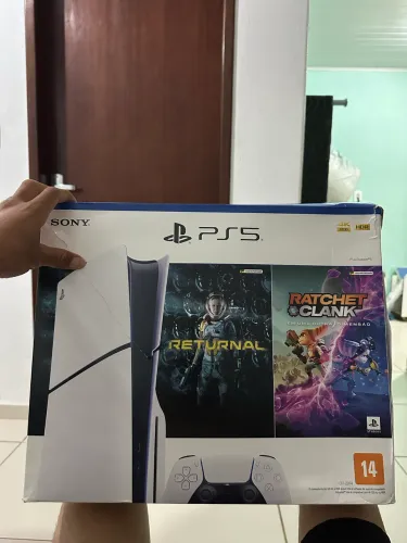 PlayStation 5 mídia digital e física