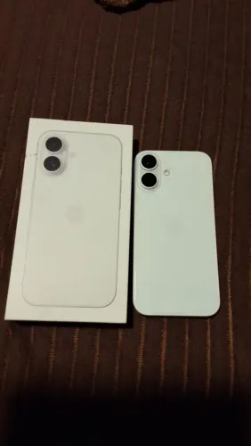iPhone 16