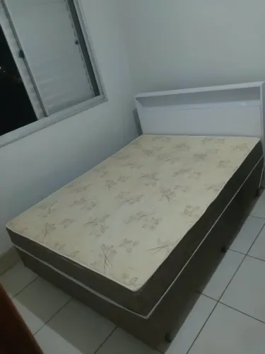 Cama de Casal com colchão
