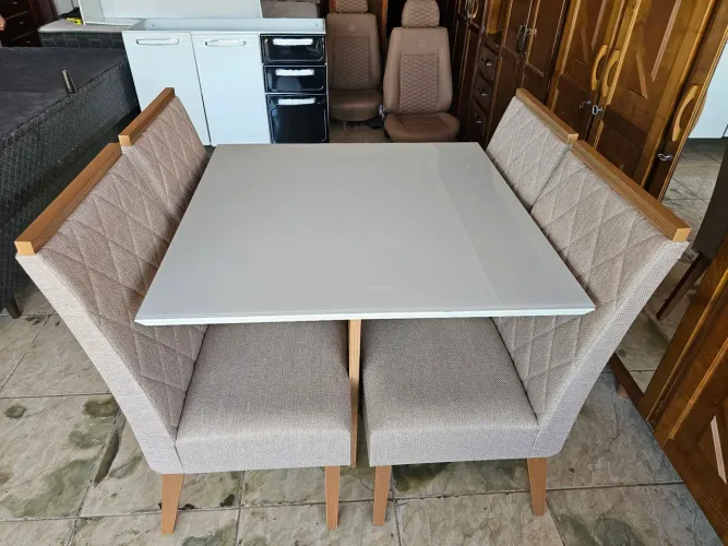 Mesa seminova