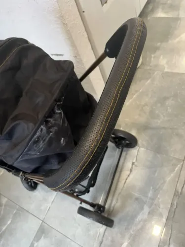 Carrinho de bebê novo 500 reais