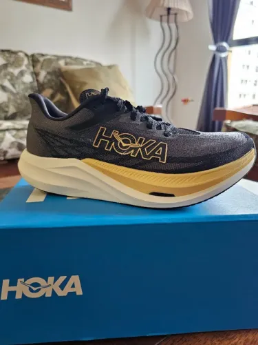HOKA ROCKET X 3 - NOVO, ORIGINAL, TAM. 40