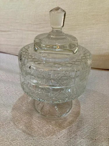 Bonmbonier vintage em cristal