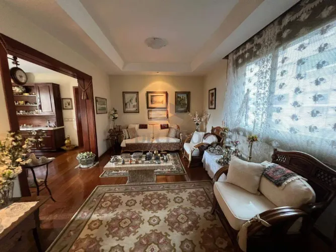 Apartamento 4 Quartos à venda, 4 quartos, 1 suíte, 2 vagas, Santo Antonio - Belo Horizonte