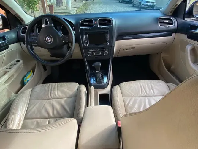 Volkswagen Jetta Variant 2.5 20V 170cv Tiptronic 2010