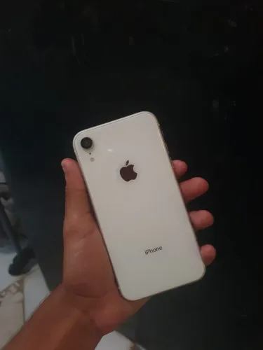 VENDO IPHONE XR