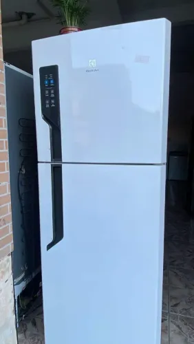 Vendo geladeira Electrolux 