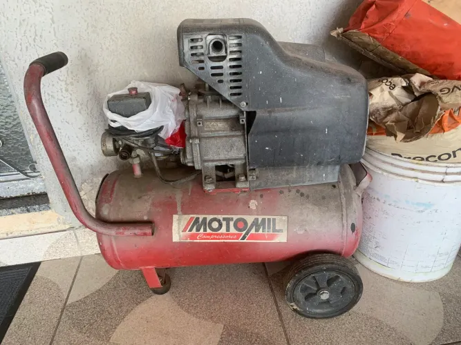 Vende-se compressor motomil 