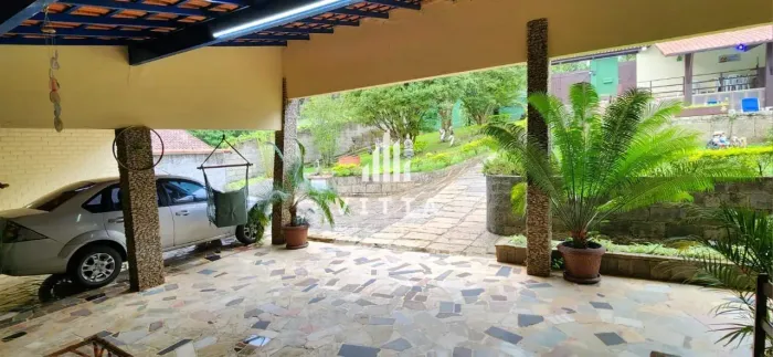 Casa Mobiliada para aluguel e venda, 3 quartos, Nogueira, Petrópolis
