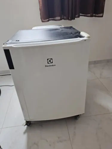 Frigobar Electrolux