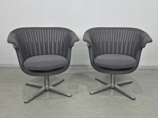 Steelcase - Par de Poltronas i2i mecanismo giratório duplo independente
