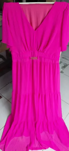 Vestido rosa  para festa plus size 