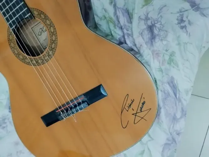 Violão antigo modelo Chitãozinho e Xororó raríssimo perfeito estado sonoridade incrível
