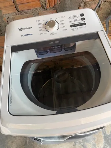 VENDE - SE MÁQUINA DE LAVAR 14KG ELOTROLUX