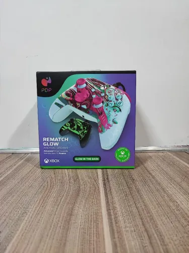 Controle PDP Rematch Glow - Xbox e PC