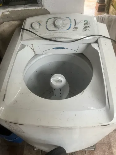 Vendo máquina de lavar roupa Eletrolux