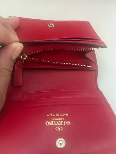Porta cartões Valentino , tipo carteira nunca usada