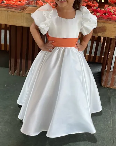 Vestido Daminha