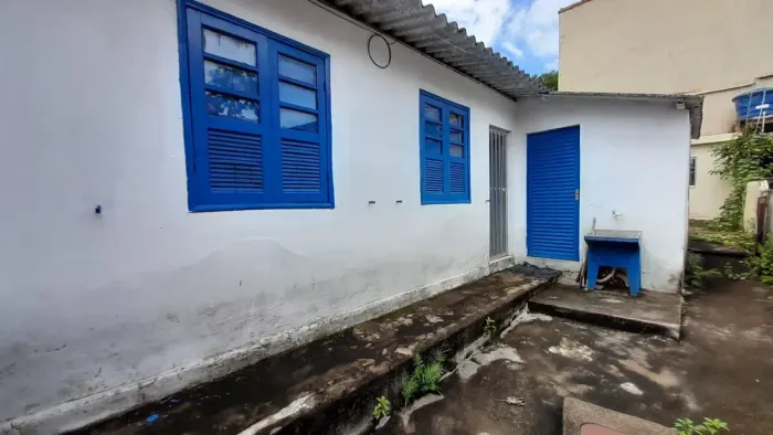 Casa com 1 dormitório para alugar, 29 m² por R$ 800,00/mês - Voldac - Volta Redonda/RJ