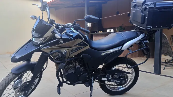 Moto Lander
