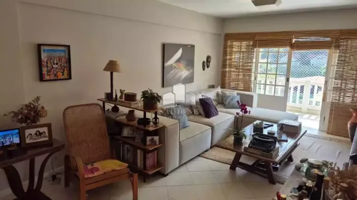 Apartamento para venda com 3 quartos, 115m² - Itaipava - Petrópolis/RJ