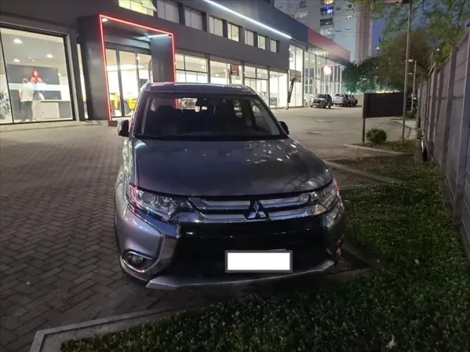 Mitsubishi Outlander 2.0 16V 160cv Aut. 2018