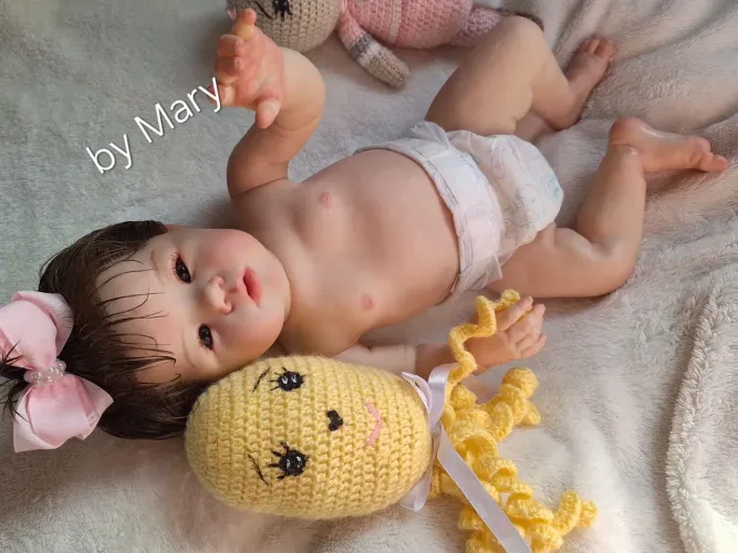 Boneca bebê reborn realista 
