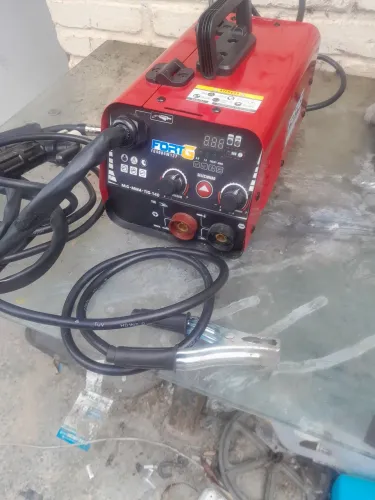 Vendo máquina solda 3x1
