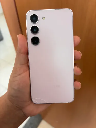 Samsung S23