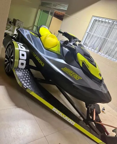 VENDO JET SKI